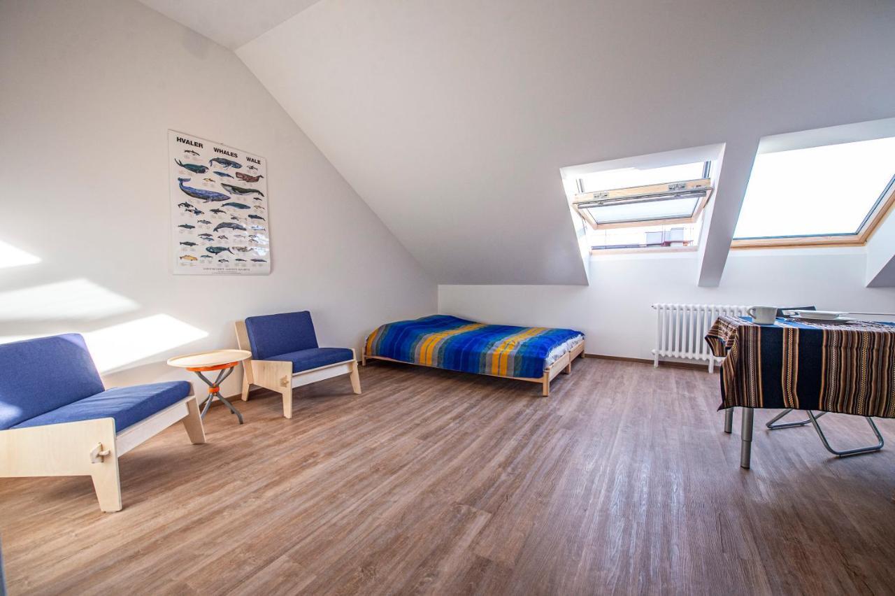 Ferienwohnung Blue President Pressburg Exterior foto