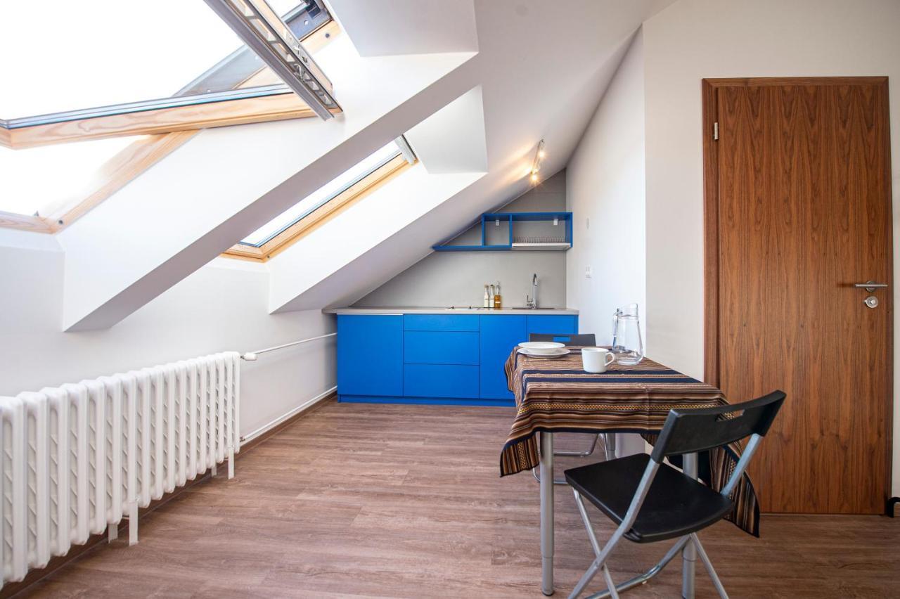 Ferienwohnung Blue President Pressburg Exterior foto
